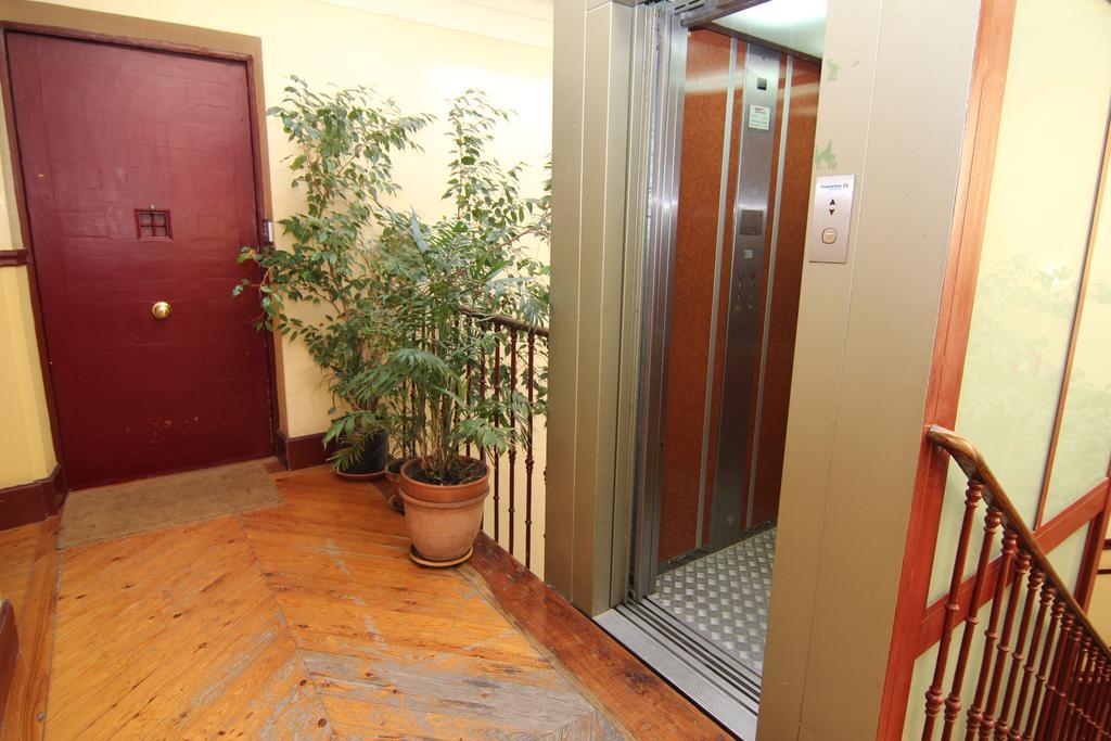 Apartamento Atico En Puerta Del Sol Madrid Eksteriør billede