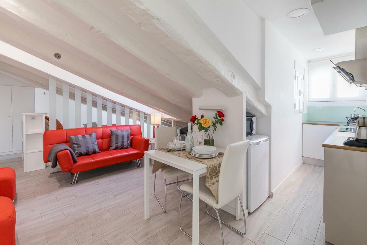 Apartamento Atico En Puerta Del Sol Madrid Eksteriør billede