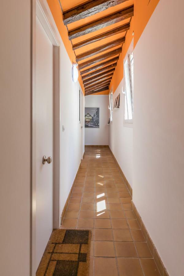Apartamento Atico En Puerta Del Sol Madrid Eksteriør billede